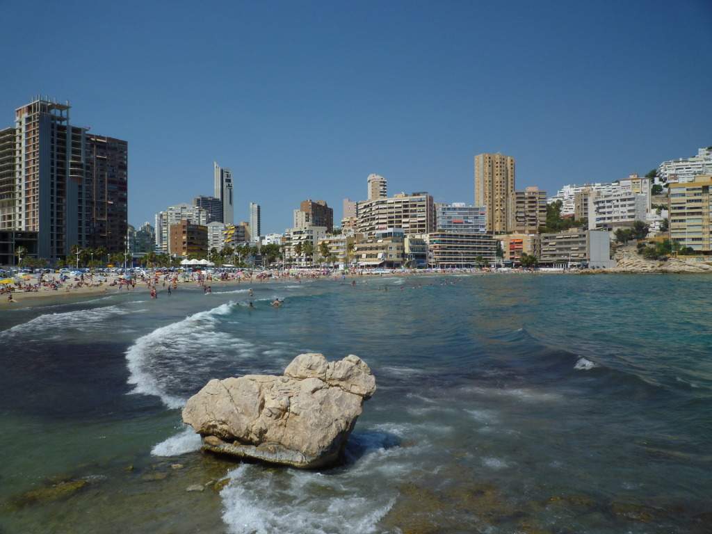 ai1258.photobucket.com_albums_ii528_JATG001_Benidorm_P1070098.jpg