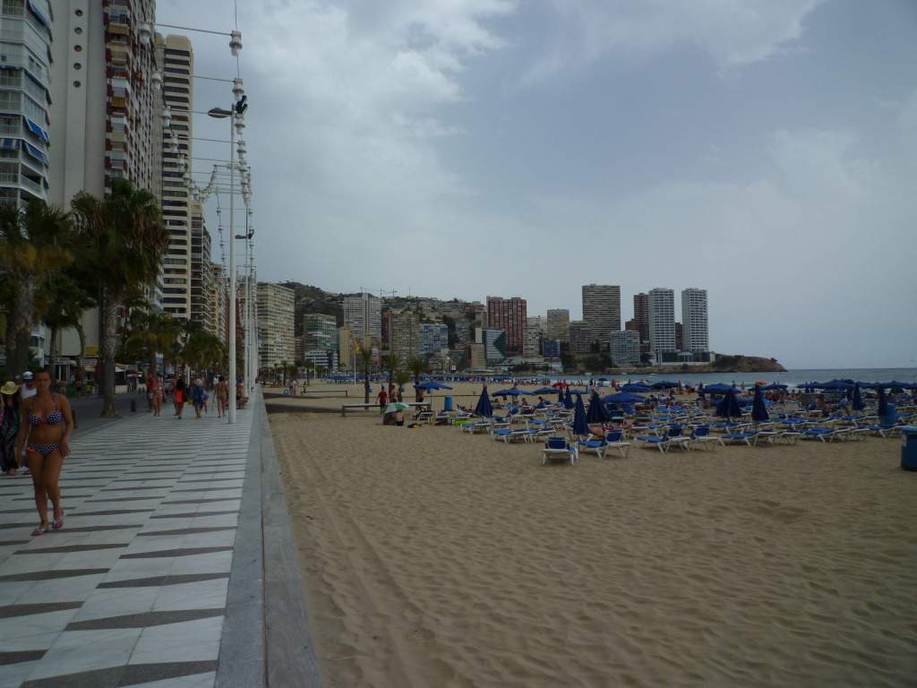 ai1258.photobucket.com_albums_ii528_JATG001_Benidorm_P1070186.jpg