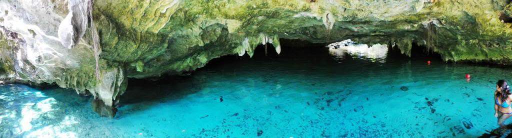 ai1267.photobucket.com_albums_jj547_Nando_Parente_grand_cenote_panoramica_1_zps3e8b7a9f.jpg