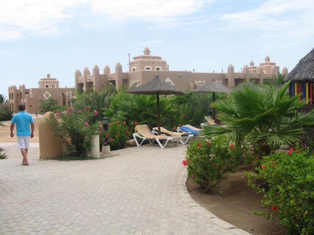 ai1277.photobucket.com_albums_y481_zzahir1977_IMG_4089_zps204ce1e7.jpg