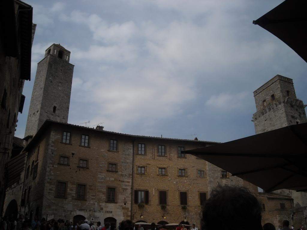 ai1279.photobucket.com_albums_y531_Carlos_Ramalho_Toscana_20Bo84565f80affa3368ba338de00387cc31.jpg