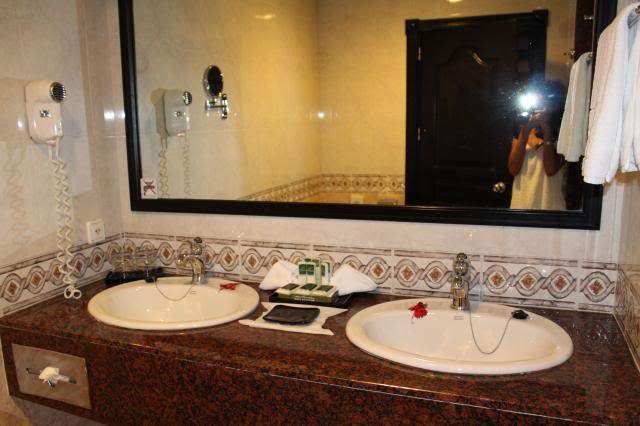 ai1281.photobucket.com_albums_a501_GomesAndre_Quarto_IMG_0208_zps4f0d899d.jpg