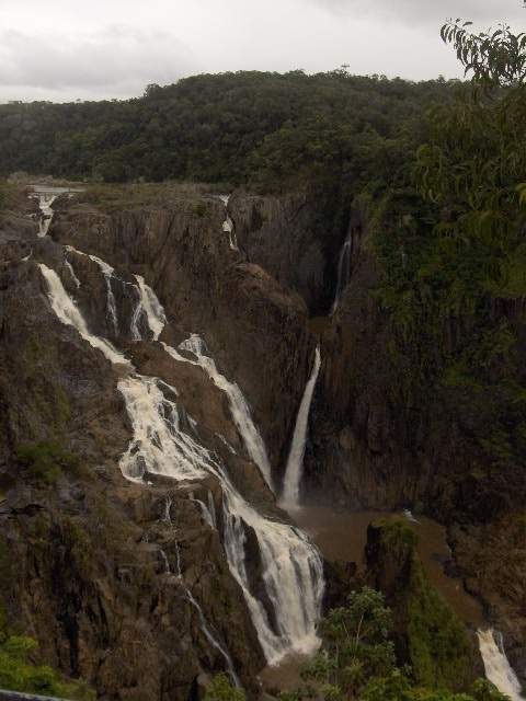 ai1290.photobucket.com_albums_b526_lufialho1_australia2010_quedakuranda_zps77b90ca1.jpg