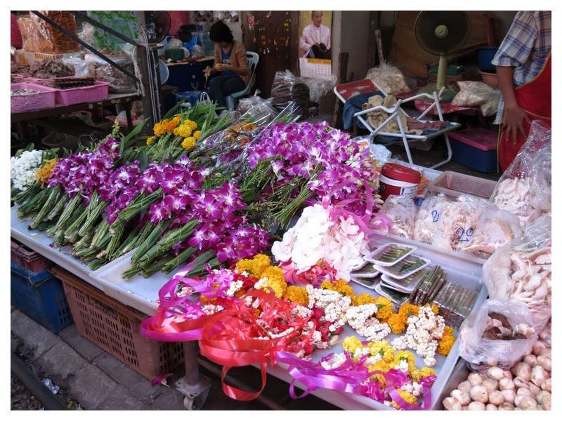 ai1294.photobucket.com_albums_b615_Maliika25_Tailandia_Mercadod4510c67a05141966ff8aea2efd42d5e.jpg