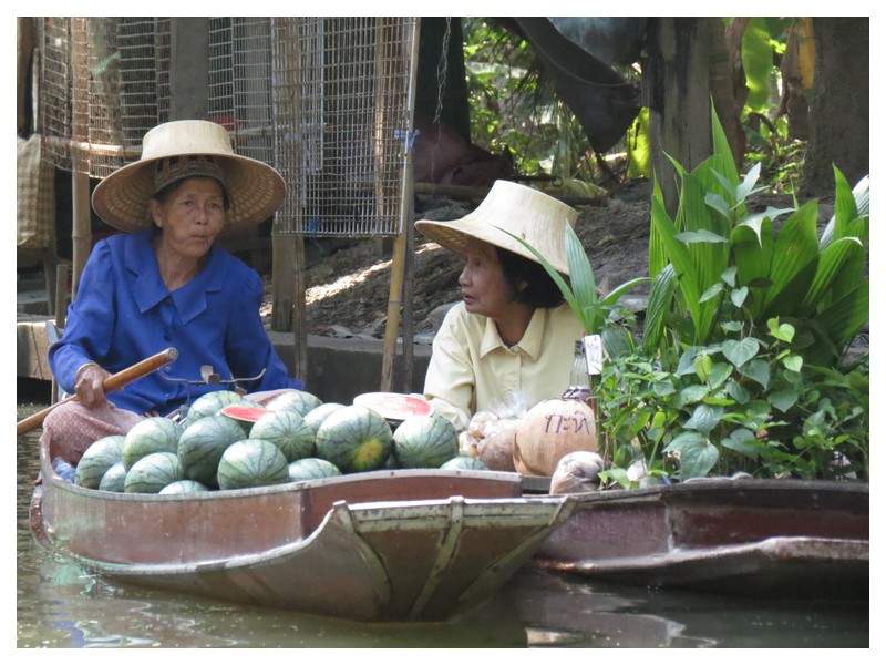 ai1294.photobucket.com_albums_b615_Maliika25_Tailandia_Mercadof6344040a2615c38536224bc90c57468.jpg