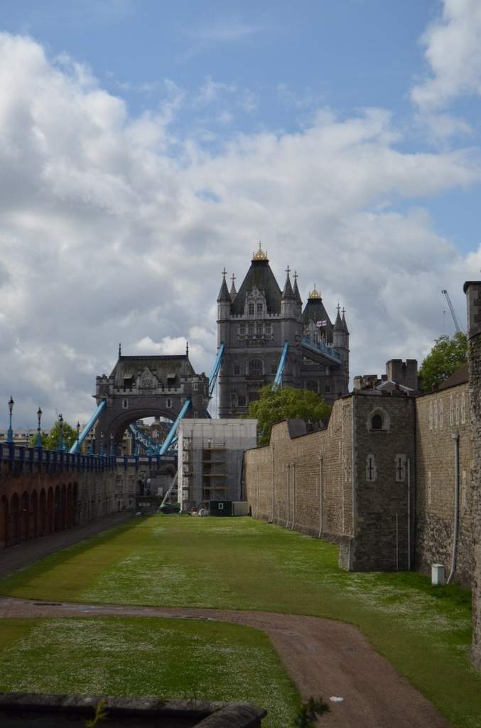 ai1296.photobucket.com_albums_ag12_Caessy_Londres_DSC_4386_zpsm5kv9gbw.jpg