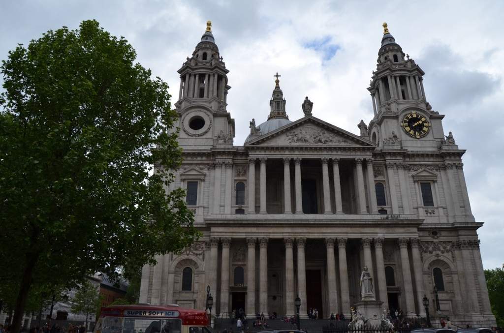 ai1296.photobucket.com_albums_ag12_Caessy_Londres_DSC_4516_zpso46js97r.jpg