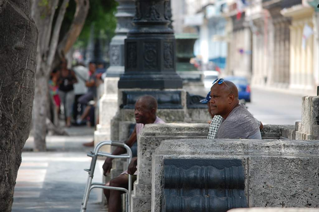 ai1298.photobucket.com_albums_ag55_aaalex2_cuba_202017_DSC_0020_zps1a70w6ki.jpg