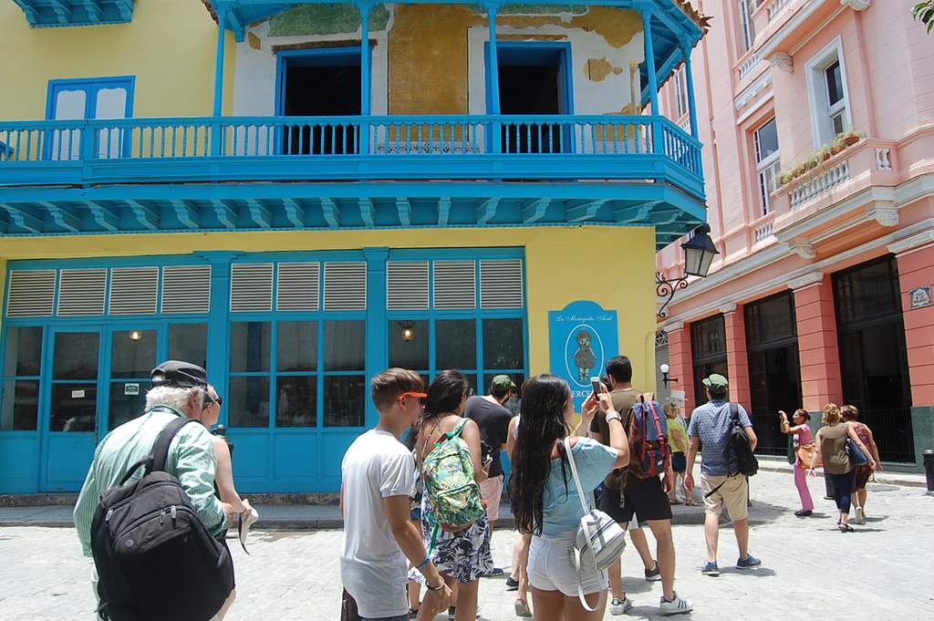 ai1298.photobucket.com_albums_ag55_aaalex2_cuba_202017_DSC_0143_zpsoscjjuck.jpg