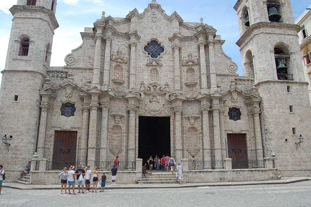 ai1298.photobucket.com_albums_ag55_aaalex2_cuba_202017_DSC_0223_zpsisd0fl4z.jpg