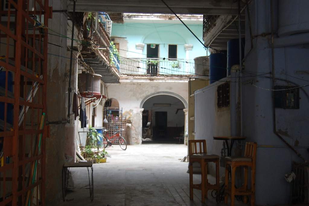 ai1298.photobucket.com_albums_ag55_aaalex2_cuba_202017_DSC_0252_zpse82hr5sd.jpg