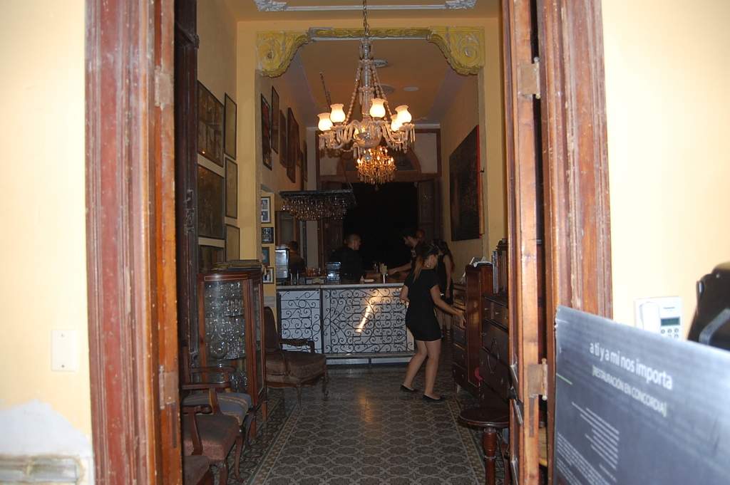 ai1298.photobucket.com_albums_ag55_aaalex2_cuba_202017_DSC_0354_zps34921asr.jpg