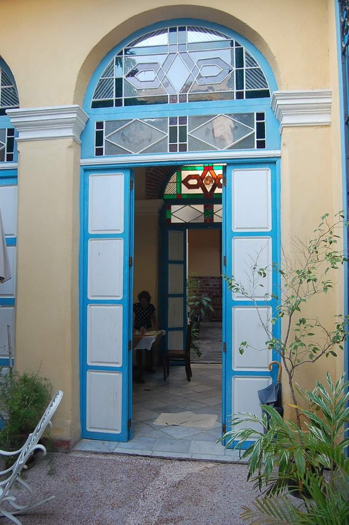 ai1298.photobucket.com_albums_ag55_aaalex2_cuba_202017_DSC_0497_zps8xu2qh0l.jpg