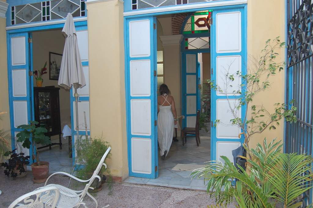 ai1298.photobucket.com_albums_ag55_aaalex2_cuba_202017_DSC_0503_zpsmucmkpg3.jpg