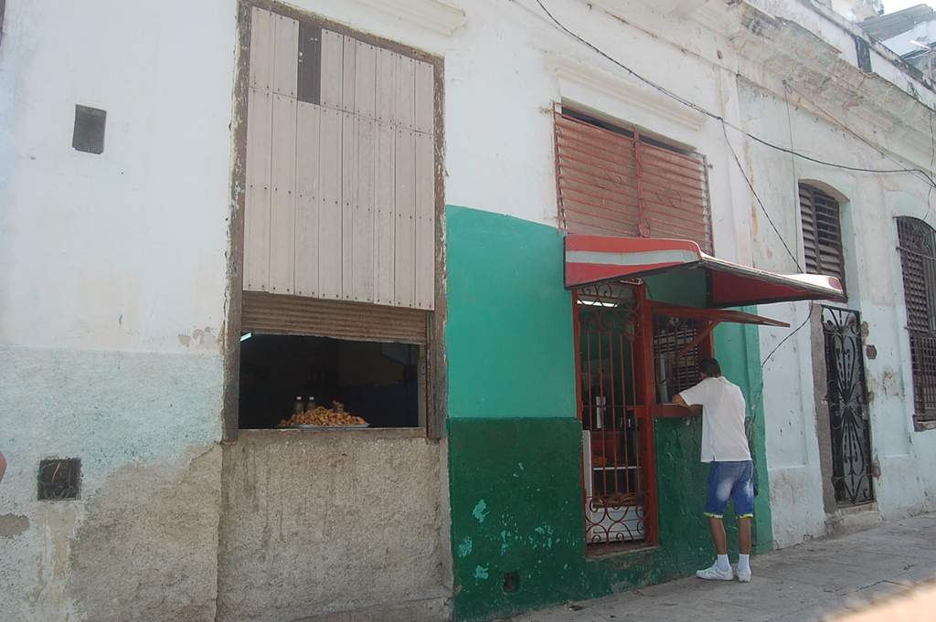 ai1298.photobucket.com_albums_ag55_aaalex2_cuba_202017_DSC_0549_zpsjmryw1qy.jpg