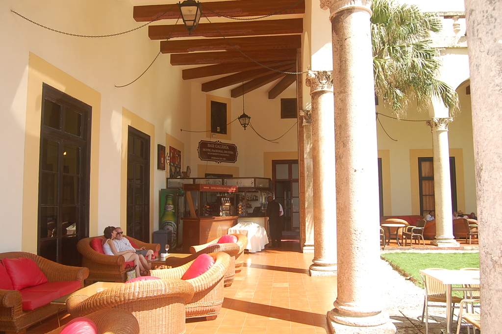 ai1298.photobucket.com_albums_ag55_aaalex2_cuba_202017_DSC_0674_zps4pxc1zjl.jpg