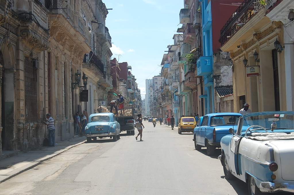 ai1298.photobucket.com_albums_ag55_aaalex2_cuba_202017_DSC_0772_zpsugcosol2.jpg