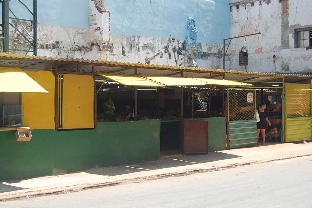 ai1298.photobucket.com_albums_ag55_aaalex2_cuba_202017_DSC_0805_zpsv0dkomjl.jpg
