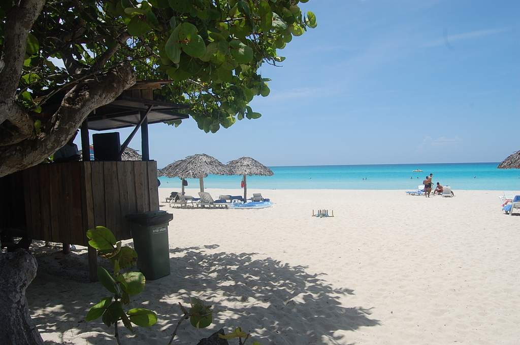 ai1298.photobucket.com_albums_ag55_aaalex2_cuba_202017_DSC_0867_zpsqrp5a8ud.jpg