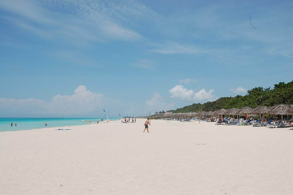 ai1298.photobucket.com_albums_ag55_aaalex2_cuba_202017_DSC_0876_zps9wrr39dy.jpg