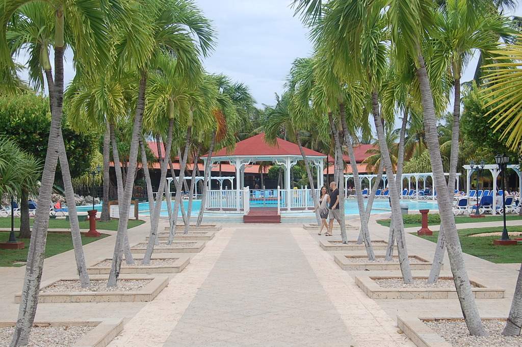 ai1298.photobucket.com_albums_ag55_aaalex2_cuba_202017_DSC_0987_zpsri3xq6ug.jpg