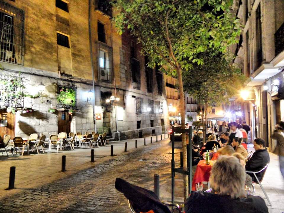 ai1312.photobucket.com_albums_t534_nssnospam_Facebook_Madrid_250908_3518379670815_1170282201_n.jpg