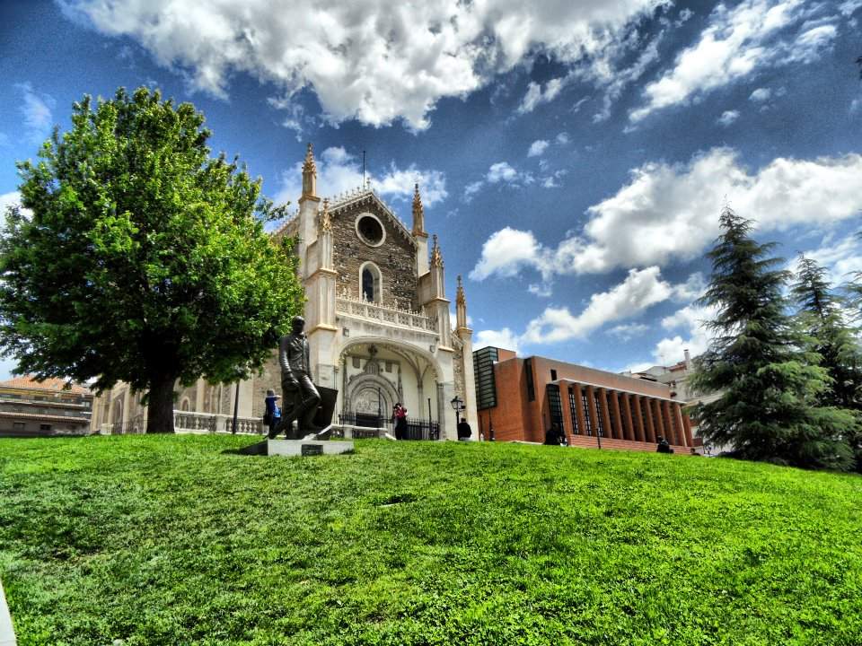 ai1312.photobucket.com_albums_t534_nssnospam_Facebook_Madrid_560323_3518383990923_990932933_n.jpg