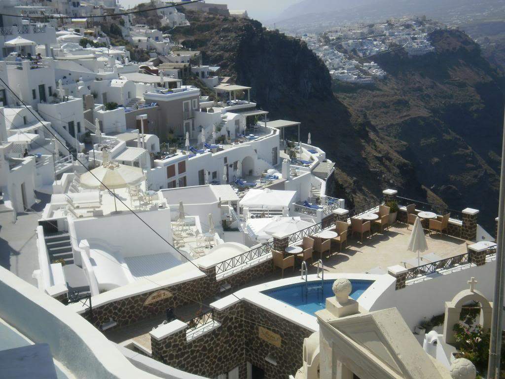 ai1313.photobucket.com_albums_t549_apaismartins_imerovigli7_zps27439c41.jpg