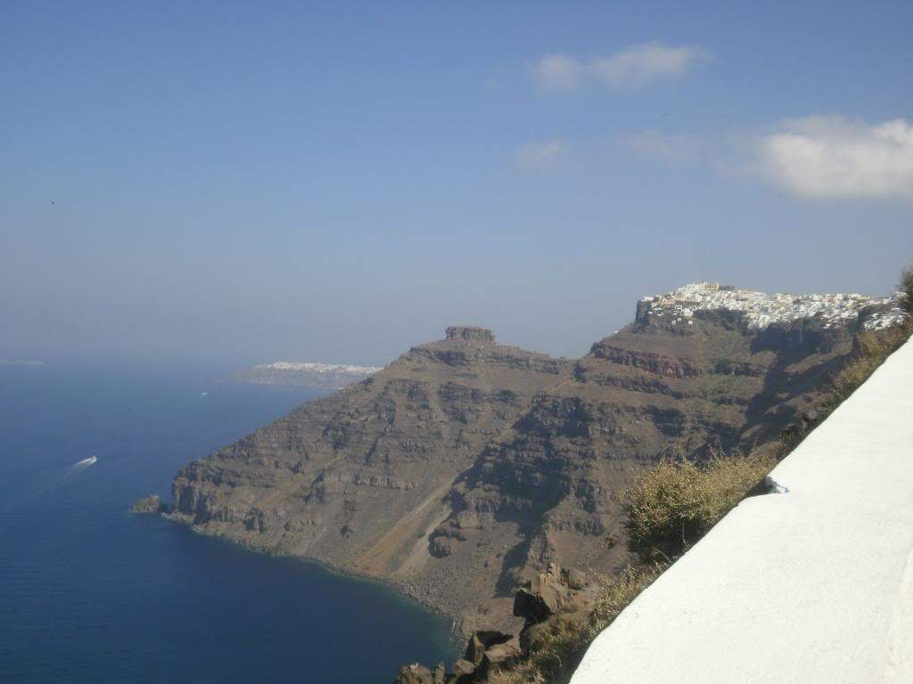 ai1313.photobucket.com_albums_t549_apaismartins_imerovigli_zpse465c34c.jpg