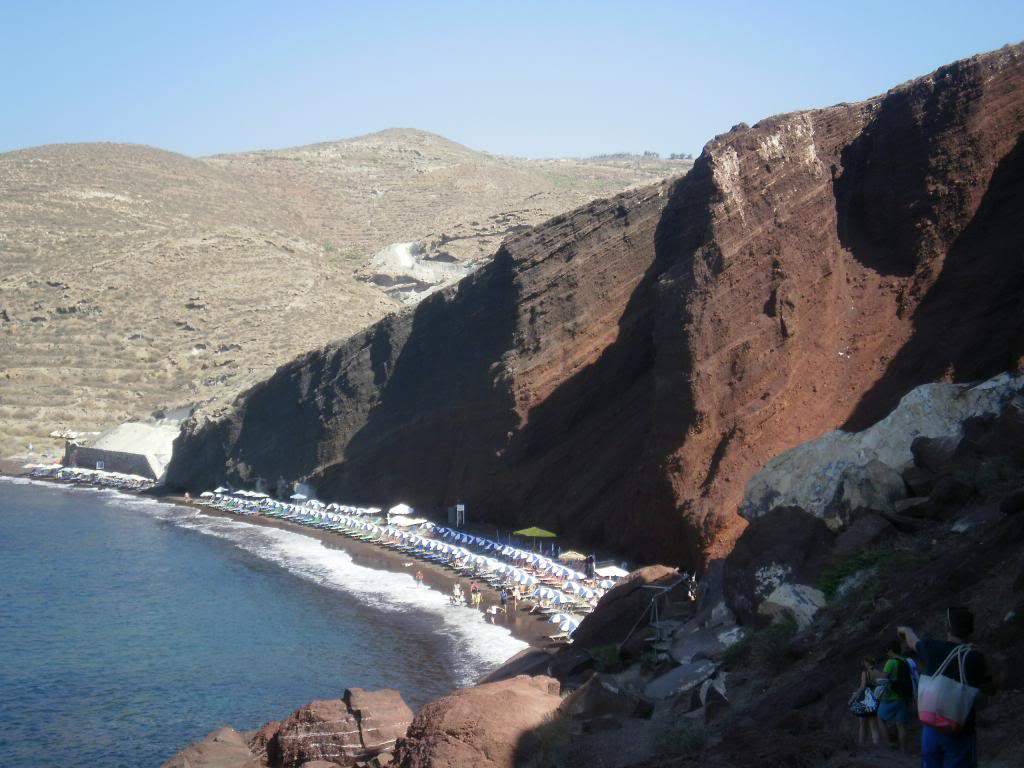 ai1313.photobucket.com_albums_t549_apaismartins_redbeach8_zpse80491e8.jpg