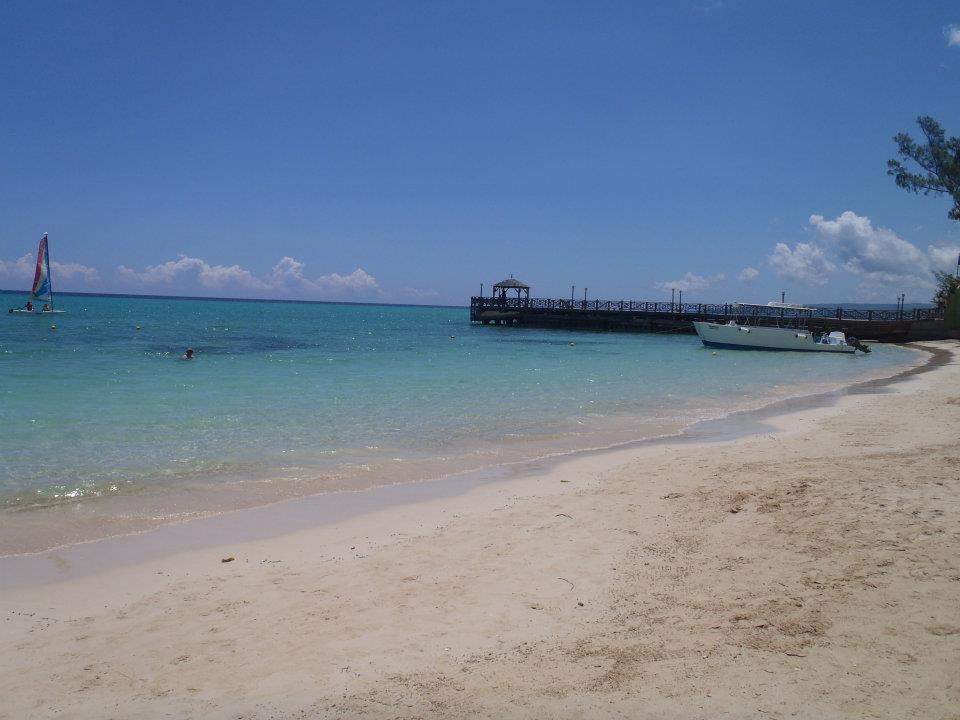 ai1347.photobucket.com_albums_p709_sofiaclemos_Praia3_zps0262326a.jpg