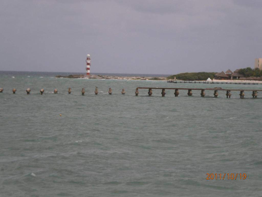 ai1347.photobucket.com_albums_p712_Rui_Araujo_Facebook_Cancun_13abcd51afd96777b0df976b36c298cf.jpg