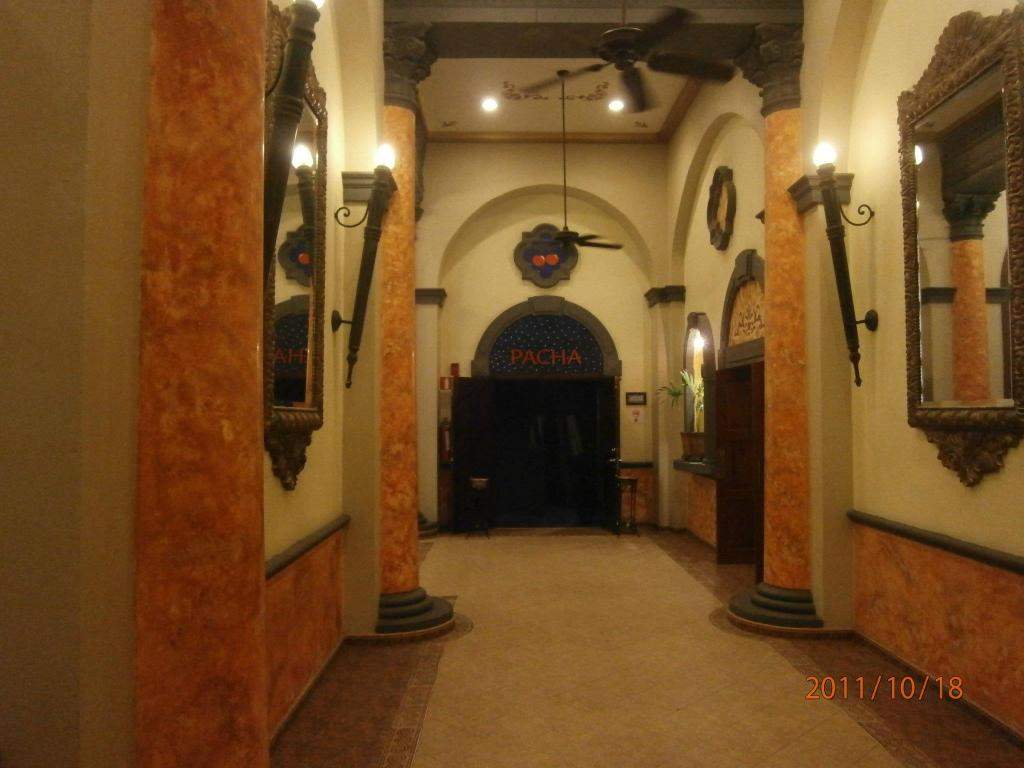 ai1347.photobucket.com_albums_p712_Rui_Araujo_Facebook_Cancun_81829c2787386ea92b1f77fbc2ec6756.jpg