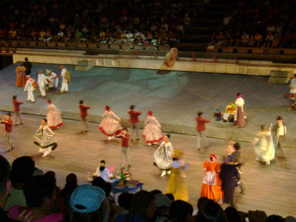 ai1347.photobucket.com_albums_p712_Rui_Araujo_Facebook_Mxico_20aecfcb5cab6dbb588568a07724f375f.jpg