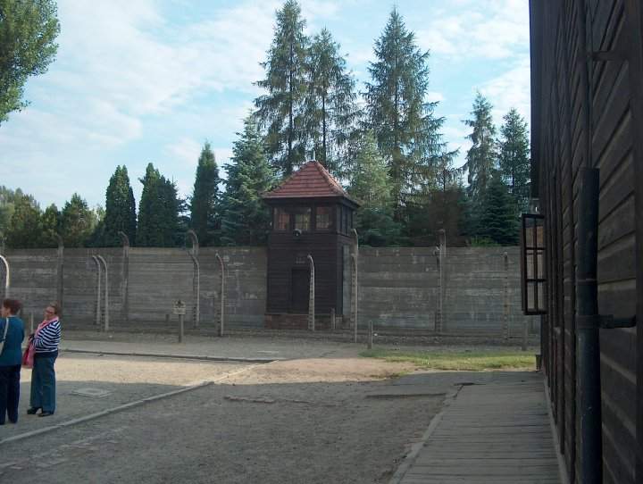 ai1347.photobucket.com_albums_p712_Rui_Araujo_Facebook_Polnia_24894_419609021139_1829754_n.jpg