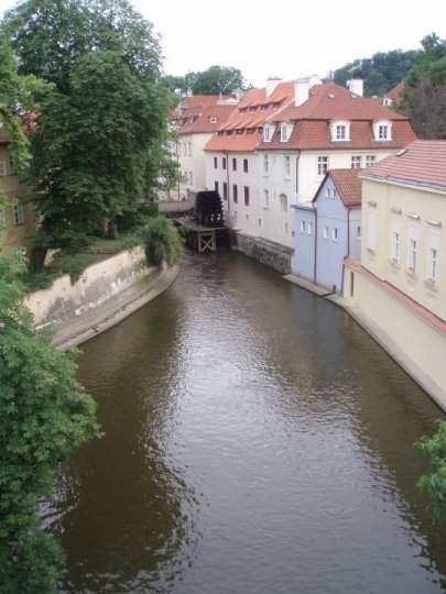 ai1347.photobucket.com_albums_p712_Rui_Araujo_Facebook_Praha_31101_422021531139_961166_n.jpg