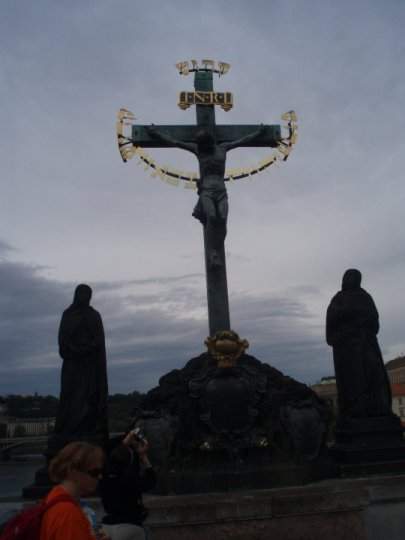ai1347.photobucket.com_albums_p712_Rui_Araujo_Facebook_Praha_31101_422021576139_698660_n.jpg