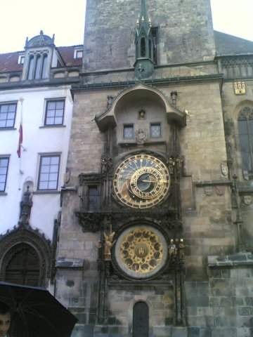 ai1347.photobucket.com_albums_p712_Rui_Araujo_Facebook_Praha_31101_422022766139_5639461_n.jpg