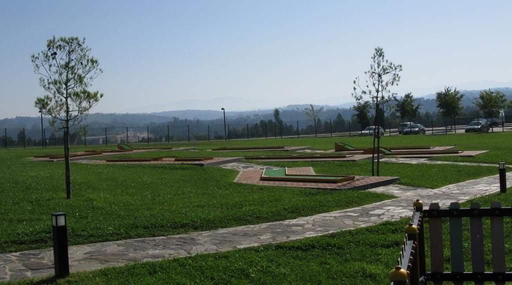 ai1353.photobucket.com_albums_q673_oscarreis_MontebeloAguieira03cba6530f074bb4c8f4f0aa736d6a73.jpg