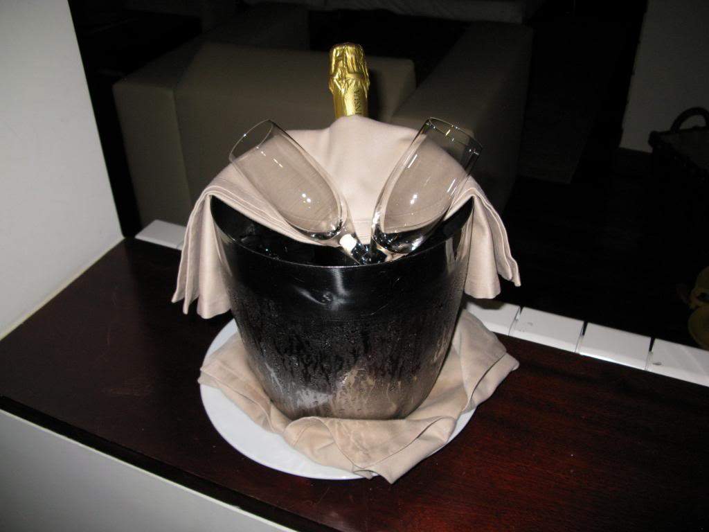 ai1353.photobucket.com_albums_q673_oscarreis_MontebeloAguieira_AnivCasam_IMG_5216_zps0a44c4b9.jpg