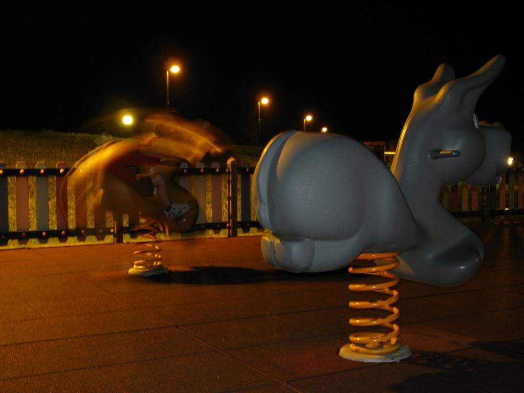 ai1353.photobucket.com_albums_q673_oscarreis_MontebeloAguieira_ZonaInfantil_IMG_4955_zps016d3222.jpg