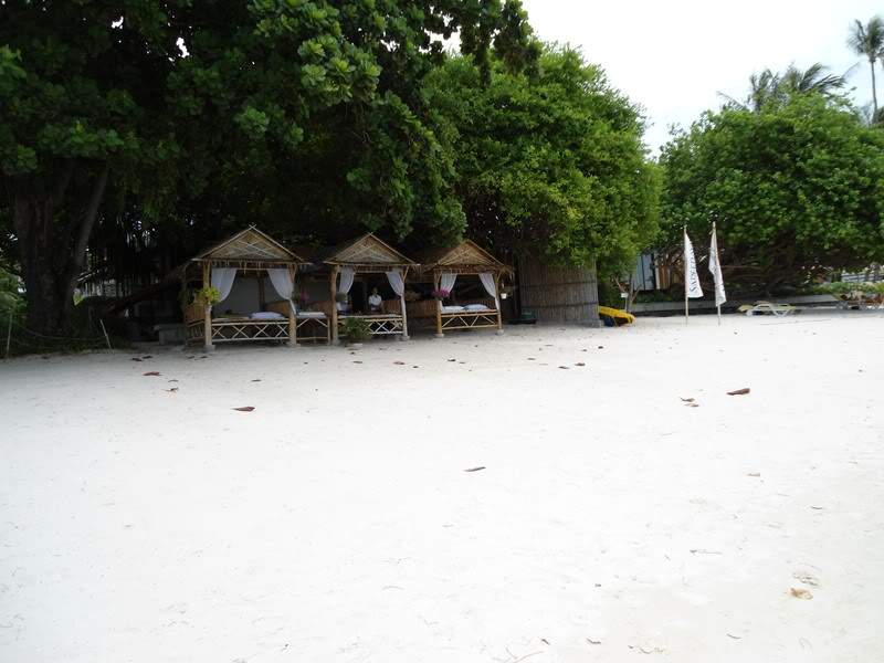 ai1353.photobucket.com_albums_q678_NECM_PraiaChaweng21Cpia_zps2498a234.jpg
