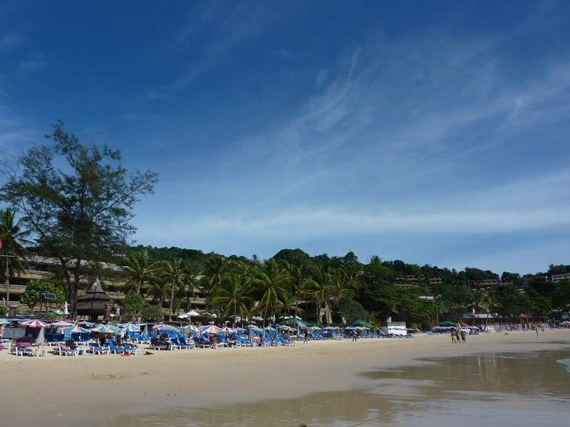 ai1353.photobucket.com_albums_q678_NECM_PraiaKataNoi9Cpia_zps730ae428.jpg