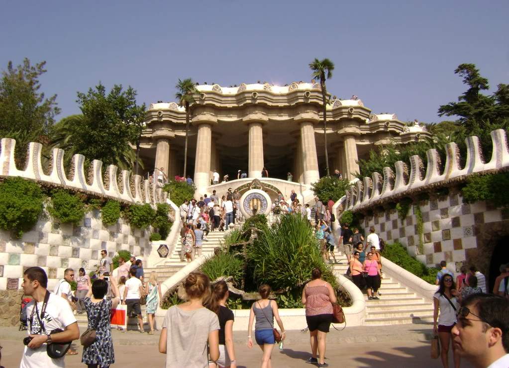 ai1354.photobucket.com_albums_q684_louloul13_park_guel_zps960f6473.jpg