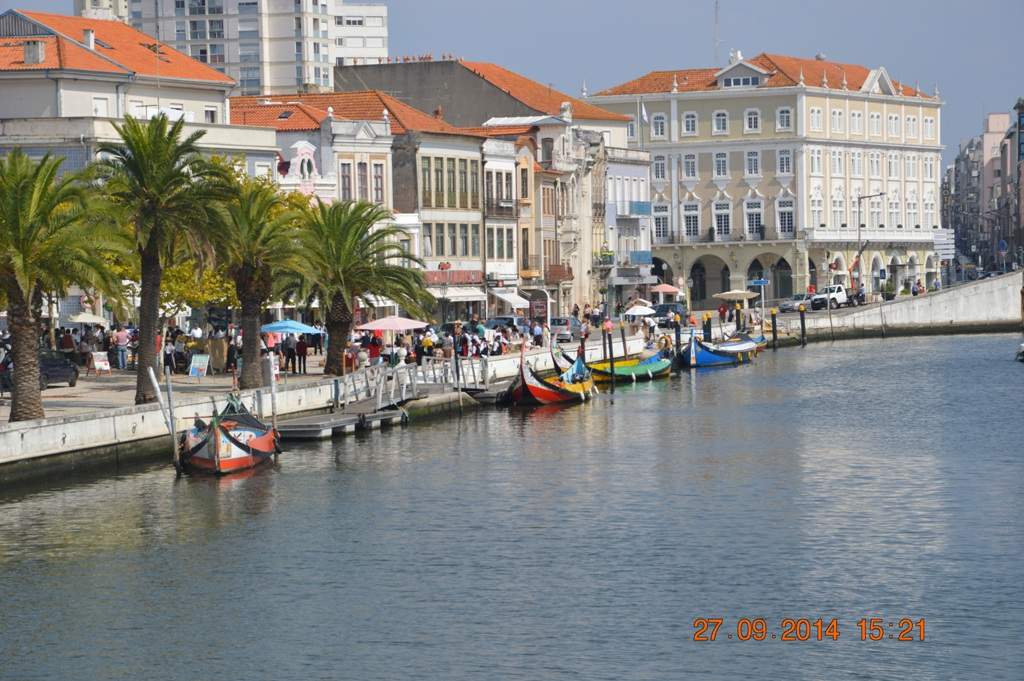 ai1368.photobucket.com_albums_ag187_d3ci0_Road_20Trip_202014_Aveiro_202_zpsj8sh0pjb.jpg