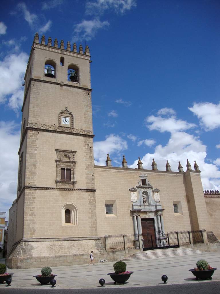 ai1368.photobucket.com_albums_ag187_d3ci0_Road_20Trip_202014_Badajoz_203_zpssmqkxdp8.jpg