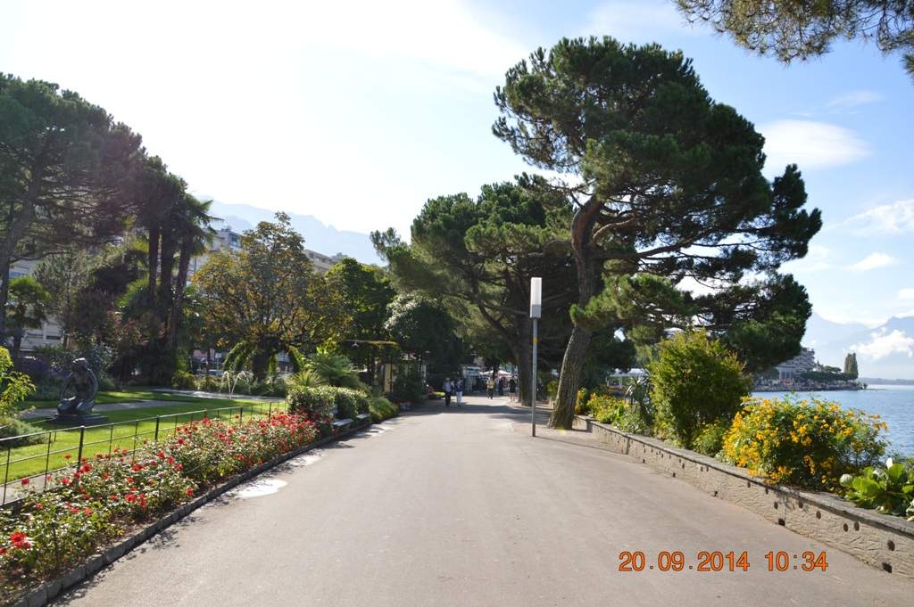ai1368.photobucket.com_albums_ag187_d3ci0_Road_20Trip_202014_Montreux_202_zpshu5uzppw.jpg