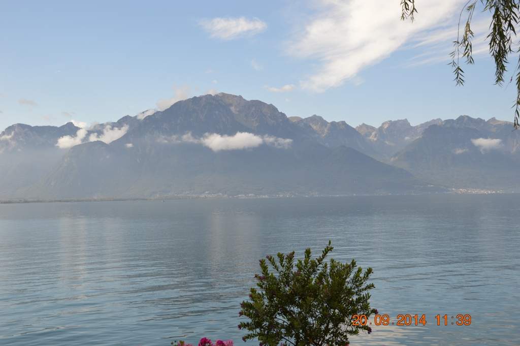 ai1368.photobucket.com_albums_ag187_d3ci0_Road_20Trip_202014_Montreux_203_zpsh3bkjbdv.jpg