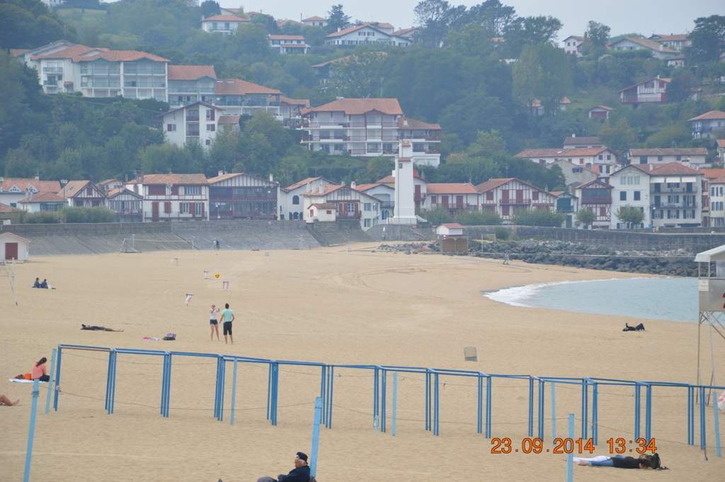 ai1368.photobucket.com_albums_ag187_d3ci0_Road_20Trip_202014_Saint_Jean_De_Luz_202_zpsuditrgnv.jpg