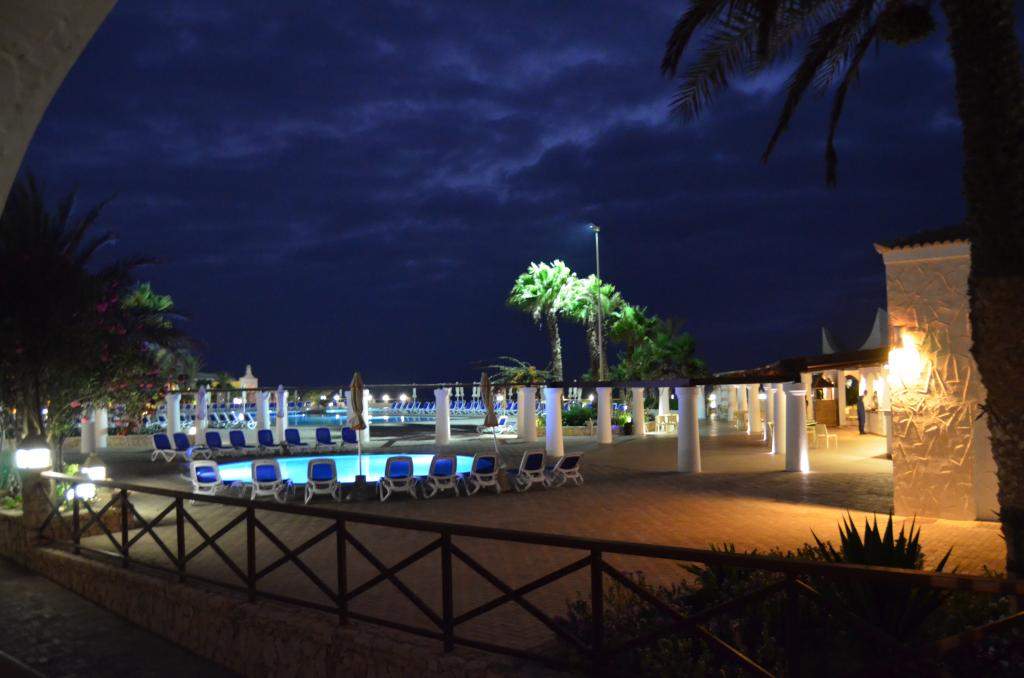ai1370.photobucket.com_albums_ag256_hladeira_DSC_0308_zps9b814af4.jpg